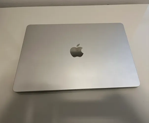 MacBook Air M4 13 polegadas 16GB 256GB SSD Prata Apple 2025