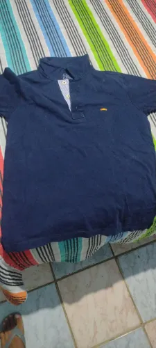 Camiseta azul escuro para criança 