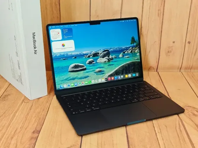 MacBook Air M5 16GB SSD 512GB - Estado de Novo - 6 Ciclos - Garantia Apple até 2027