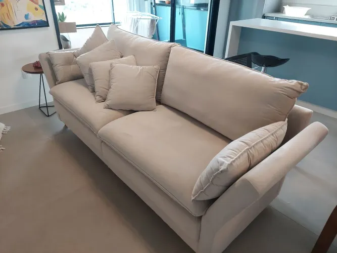 Sofa 3 lugares Clássico 10x S/Juros