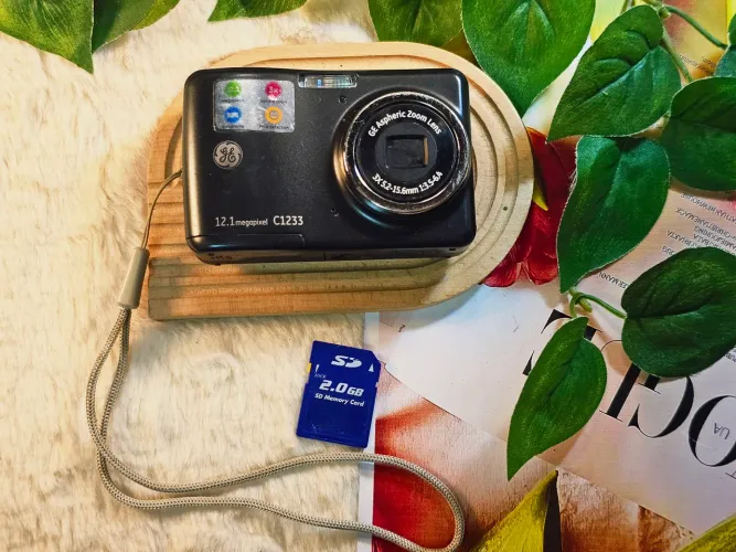 Camera digital ge