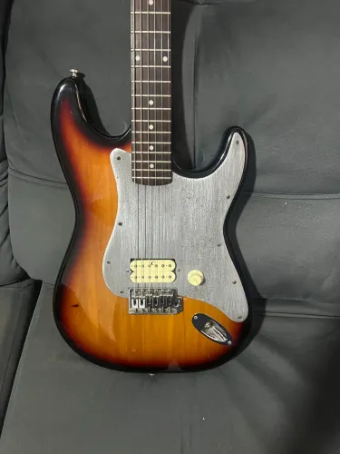 Guitarra Rockey Condor Regulada Cordas Novas