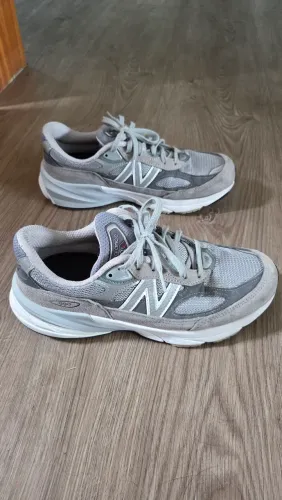 New Balance 990v6