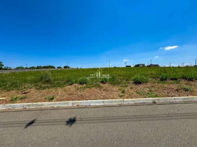Lote em Condomínio Fechado - Solar Itália, oportunidade com 300 m², quitado e registrado.