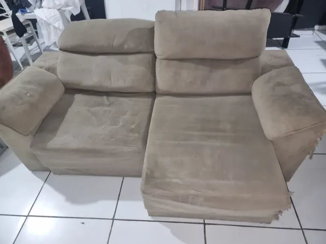 Sofa retratil estrutura boa