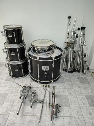 RESTAURAÇÃO DE INSTRUMENTOS - BATERIA E PERCUSSÃO