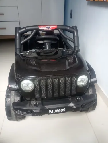 Carro Jeep Elétrico Infantil
