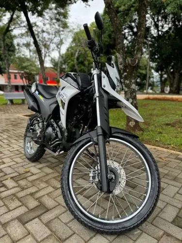 Lander 250 ano 2020