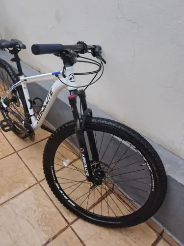 Bicicleta absolute nero aro 29