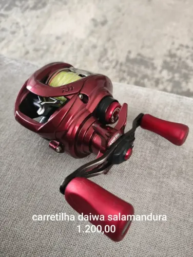 Carretilha daiwa salamandura manivela lado esquerdo 