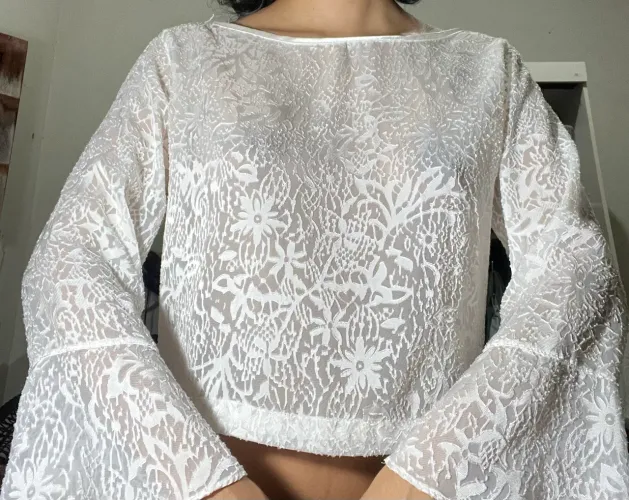 Blusa com Transparência