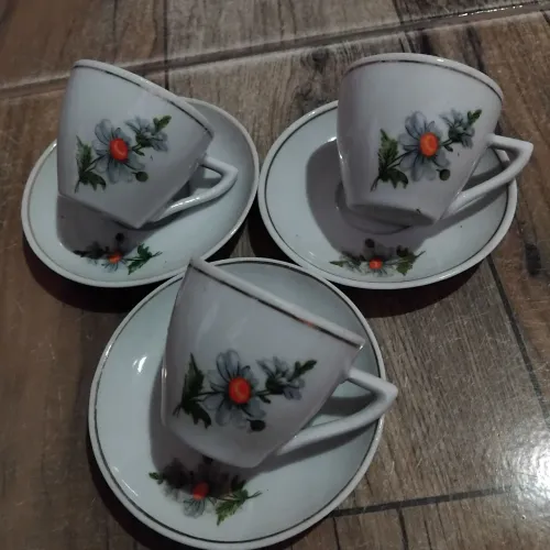 3 xicaras de café porcelana pozzani