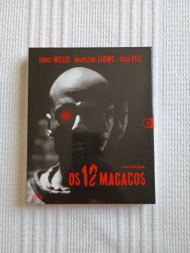 BLU-RAY: OS 12 MACACOS