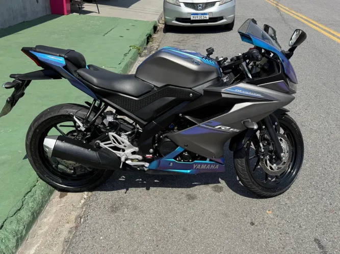 Yamaha R15