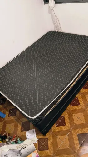 Vendo colchão de casal