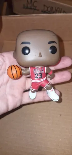 Funko Pop! NBA lenda basquete Michael Jordan, uniforme clássico vermelho 23 Chicago Bulls
