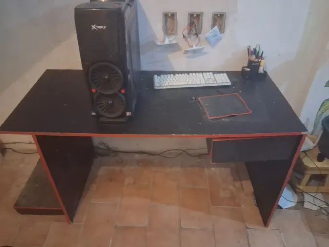 Mesa para computador