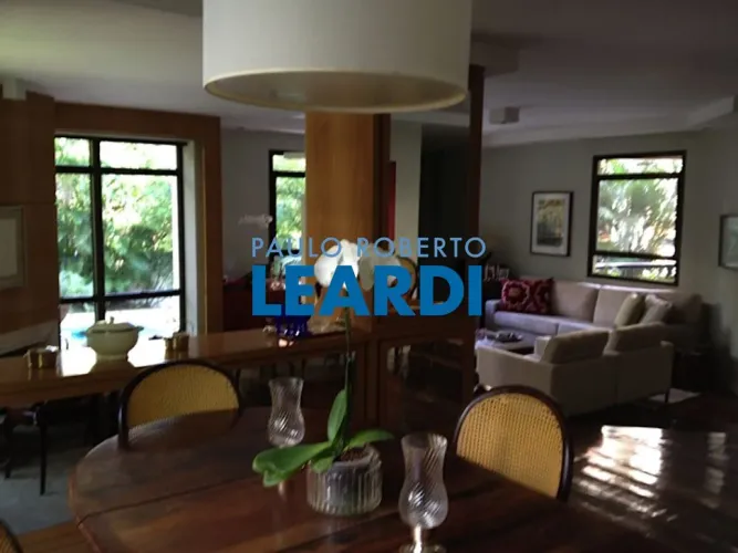 APARTAMENTO - REAL PARQUE - SP