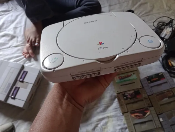 PS1 e Super Nintendo completo