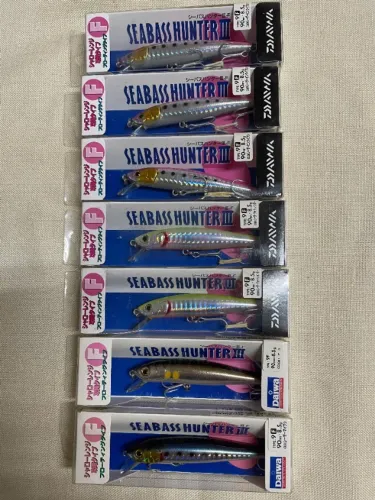 isca artificial daiwa ( kit com 7 unidades) 90mm / 8.5g