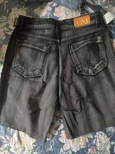 Shorts, saia, macaquinho todos no 100% algodão jeans novos na etiqueta 