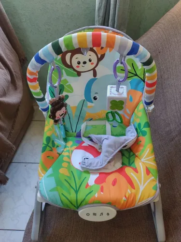 Cadeirinha de balanço