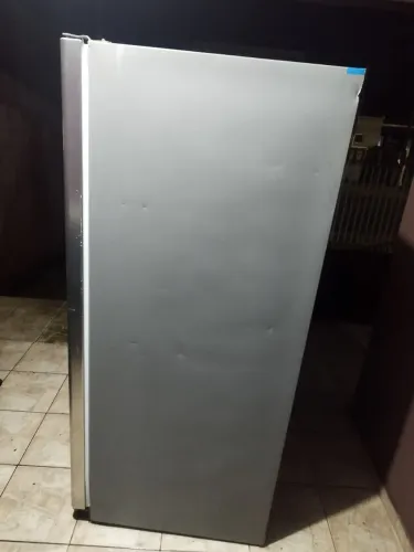 Vende-se geladeira freezer com Defeito