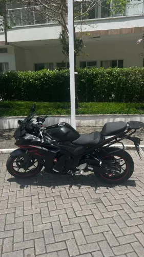 Yamaha YZF R-3 321 2018