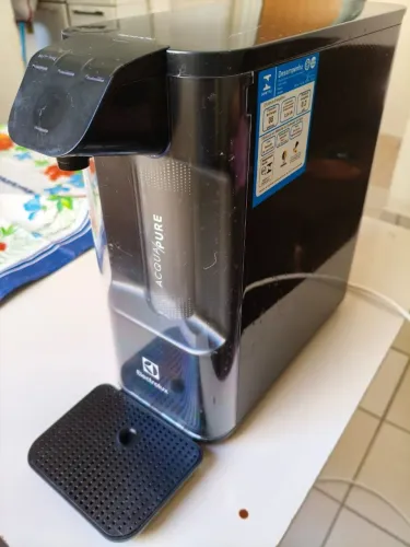 Purificador de Água Electrolux Acqua Pure PE12G Bivolt Funcionando - R$ 350 ?