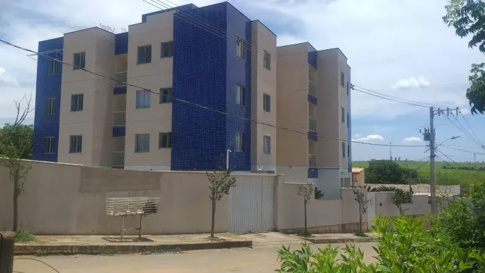 Aluga-se ótimo apartamento a 1 km do aeroporto de Confins.