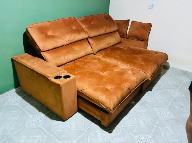 Sofá 2,50m Retrátil Reclinável Premium Veludo Terracota - Estado de Novo!