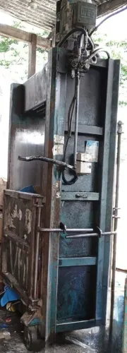 Prensa enfardadeira
