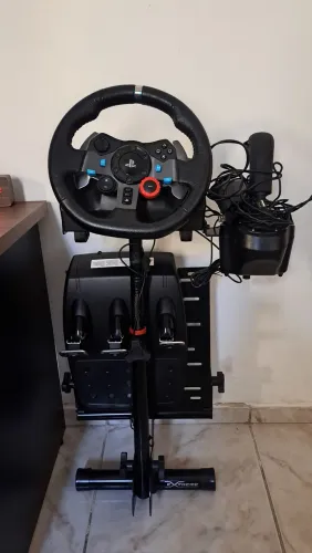 Volante Logitech G29 Completo + Suporte de Ferro Extreme + Manopla Scania