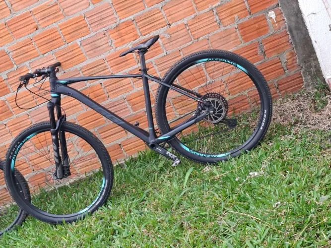 Vendo ou troco bicicleta oggi 7.5 super light triple butted 