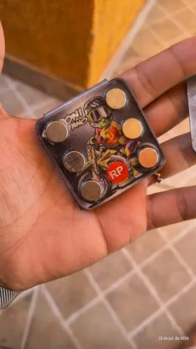 Suporte de celular p moto magnético - usado