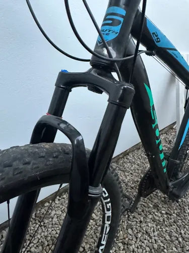 BIKE BICICLETA ARO 29 aceito troca 
