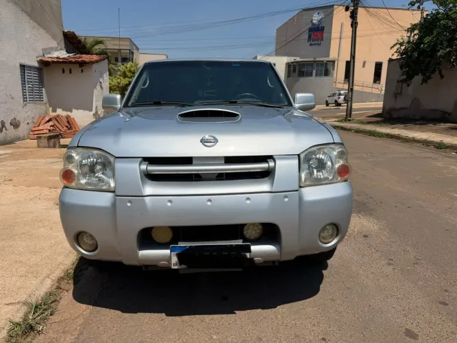 Nissan Frontier Se/se Strik/one CD 4X4 2.8 Dies 2003