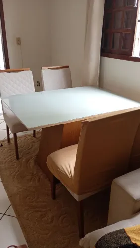 Mesa 4 cadeiras Linho