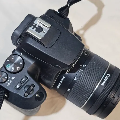 Máquina fotográfica Canon