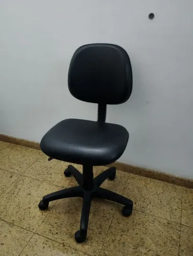 Cadeira de escritório preta