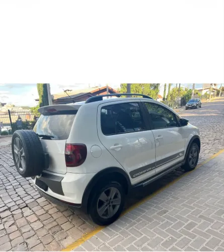 Volkswagen Crossfox 1.6 MI Total Flex 8V 5P 2012