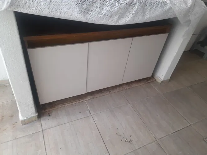 Armario em otimo estado - ideal para quarto, cozinha, escritório 
