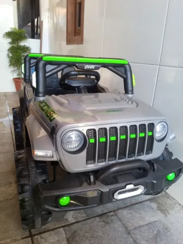 Jeep Elétrico Infantil Zippy 12V Novo na Caixa