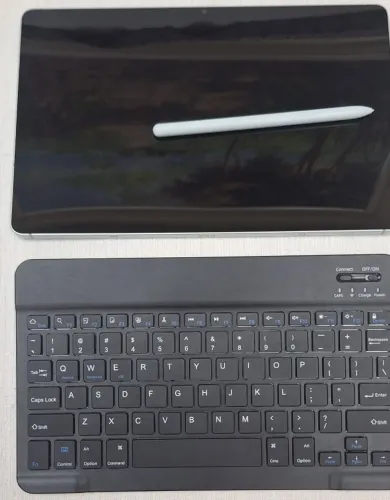 Tablet Samsung Galaxy Tab S9 FE 128GB, 6GB RAM, Tela de 10.9" 90Hz, (PRATICAMENTE NOVO)