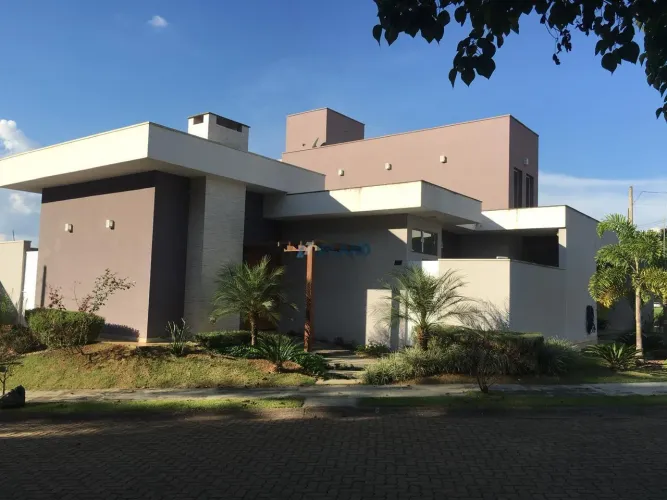 Sobrado 4 dorm. sendo 2 suítes - Parque Espraiado