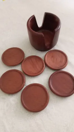 6 Porta Copos de Madeira com Suporte
