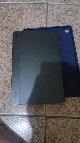 VENDO TABLET A9 + 64 GB 11 POLEGADAS COM APENAS 8 MESES DE USO TUSO ÓTIMO!