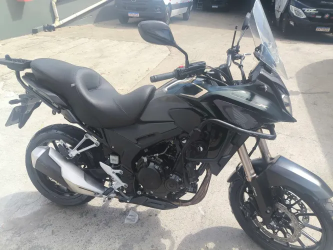 Moto Muito Nova