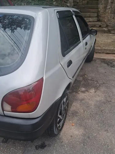 Ford Fiesta GL 1.0 5P 2000