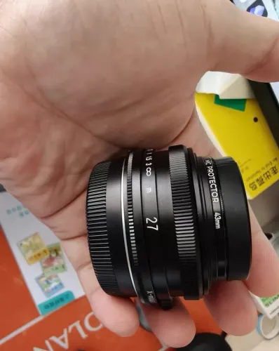 lente Voigtlander 27mm f2 para Fujifilm